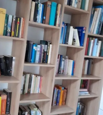 Lakeview By Bea Apartment *