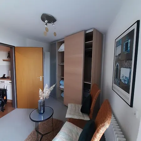 Lakeview By Bea Apartment *